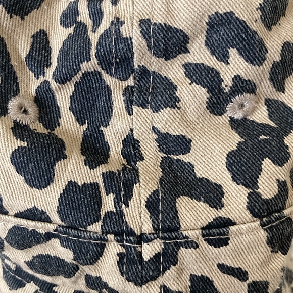 DAVID and YOUNG HAT - Picture 5 of 5